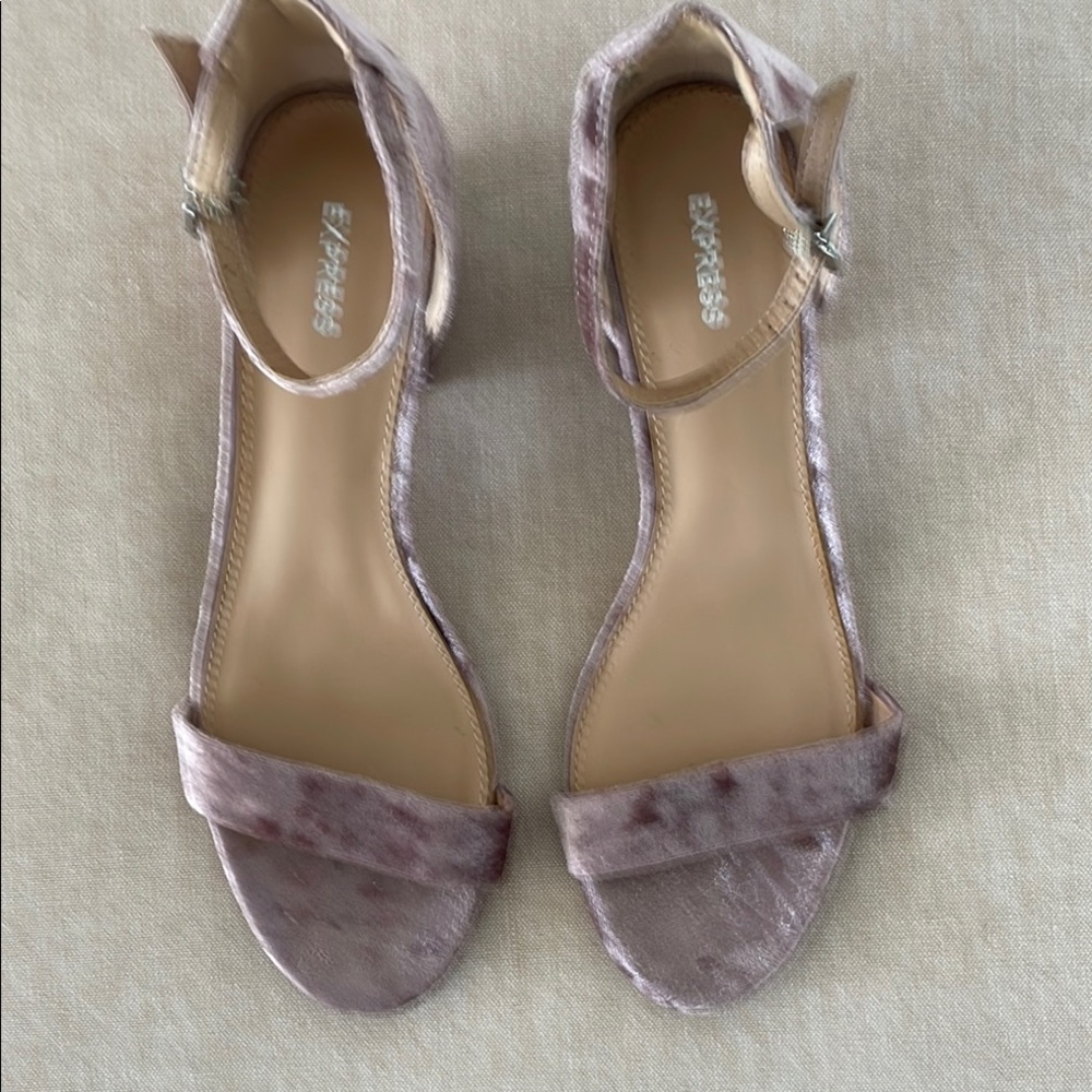 express Women's Velvet Lavender Sandals -